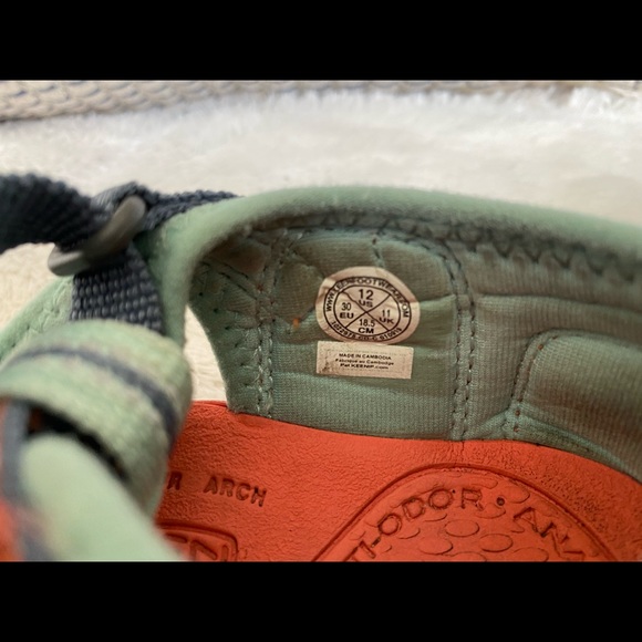 KEEN Little Kids' Seacamp II CNX. Size US 12. - Picture 4 of 4